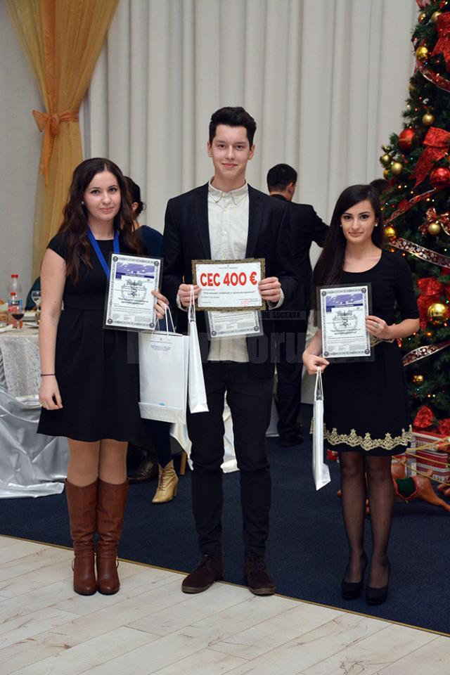 La categoria Elevi, pe locul I s-au clasat Andreea Cioban, Tudor Laurenţiu Dascălu şi Andreea Maria Lucasevici, de la Colegiul „Petru Rareş”