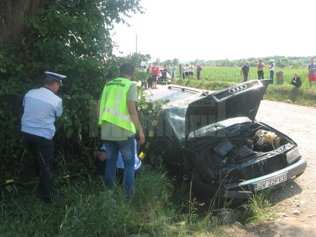 Accidentul s-a petrecut în iunie 2012, pe drumul judeţean dintre Clit şi Arbore, cele două victime fiind accidentate mortal în timp ce se odihneau la marginea drumului, sub un tei