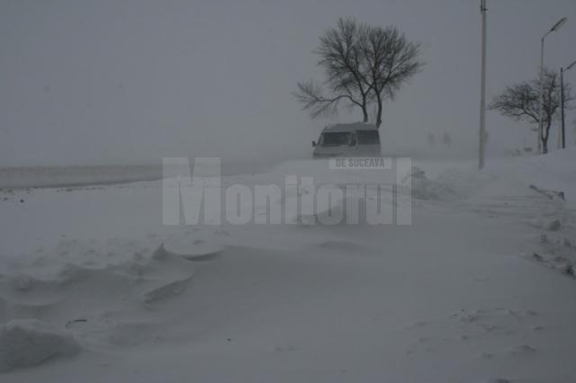 Circulaţie în condiţii de iarnă pe drumurile din judeţ