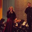 Bogdan Vladau, flancat de Mediana Vlad si Vlad Mirita, si-a incercat vocea ca tenor, cu piesa O sole mio