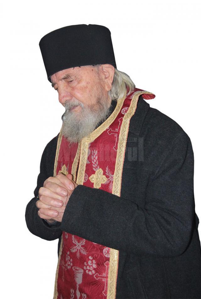 Părintele Laurenţiu Milici împlineşte duminică 91 de ani