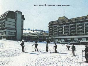 Hotelurile Bradul si Călimani au atras un număr foarte mare de turişti înainte de 1989. Foto: Dorna – Watra