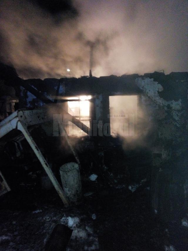 Incendiul pus intenţionat la o gospodărie din comuna Vadu Moldovei