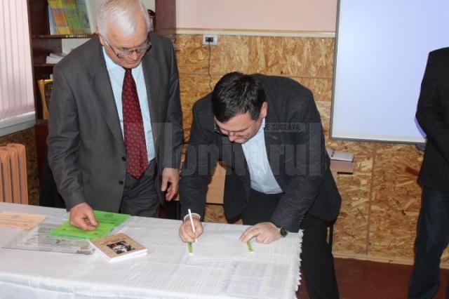 Protocol de colaborare între Liceul Tehnologic Cajvana şi Liceul Teoretic “Pan Halippa” din Edineţ