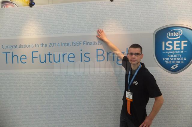 Daniel Cosovanu va reprezenta România la competiţia Intel ISEF, organizată de Intel, în Pittsburgh