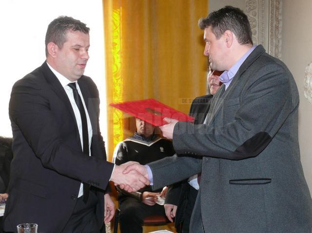 La Primăria municipiului Fălticeni a fost semnat ieri contractul de lucrări pentru proiectul „Înfiinţare infrastructură de agrement Nada Florilor”