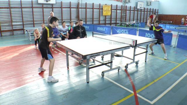 Competiţia de tenis de masă de la Rădăuţi a fost extrem de disputată