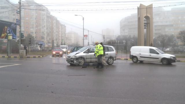 Opelul condus de şoferul care nu a dat prioritate