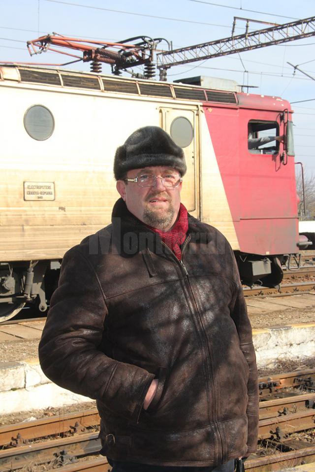 Vasile Drob, în gara de unde plecau sute de vaci în vagoane spre păşunile alpine