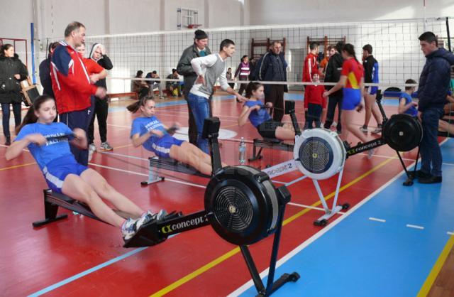 Campionatele Naţionale de Canotaj pe ergometru au adus zece medalii pentru sportivii suceveni