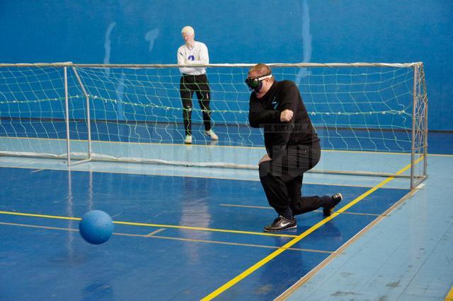 Nevăzători din patru judeţe au participat la faza zonală a Campionatului de Goalball