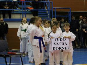 Sportivii clubului Fudo din Vatra Dornei au câștigat 7 medalii la naționalele de karate tradițional pentru copii