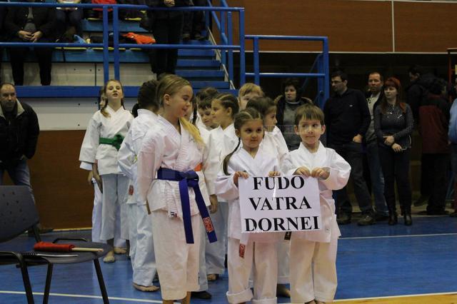 Sportivii clubului Fudo din Vatra Dornei au câștigat 7 medalii la naționalele de karate tradițional pentru copii