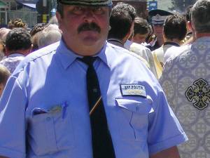 Constantin Parasca, poliţistul local din Fălticeni care a fost agresat