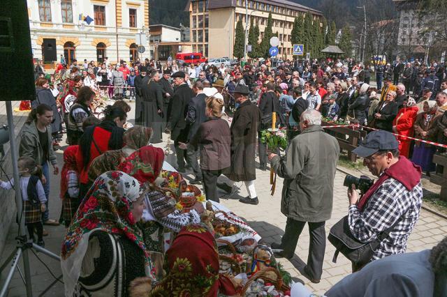 Peste 50 de coşuri au fost prezentate la Sărbătoarea coşurilor de Paşte, de la Gura Humorului