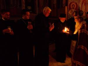 ÎPS Pimen împarte Lumina preoţilor din judeţ