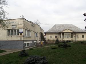 Clădirea orfelinatului şi Şcoala armeană din Suceava