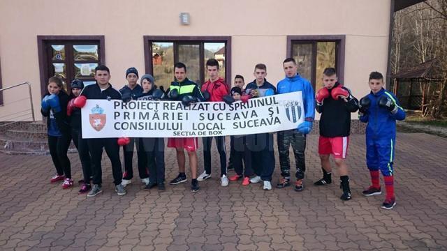 Boxerii de la CSM Suceava s-au pregătit de zor în cantonamentul de la Dorna Arini
