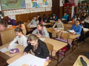 Peste 150 de elevi din Suceava şi Botoşani au participat la ediţia din acest a Concursului Interjudeţean de Matematică ,,In Memoriam…"
