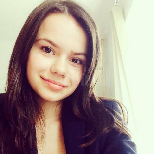Ioana Macar, elevă în clasa a XI-a la Colegiul Naţional „Dragoş Vodă” Câmpulung Moldovenesc, a obţinut premiul al II-lea la Olimpiada Naţională de Istorie