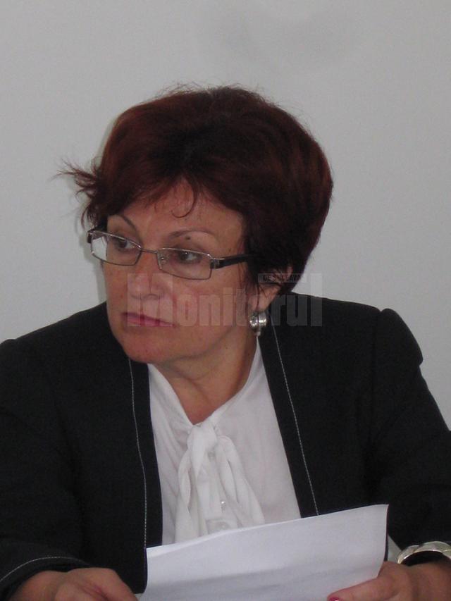 Dr. Corina Stănescu: „Pacientul este bine, deschide ochii, suntem încrezători”