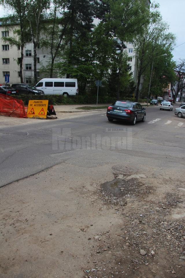 Strada Mărăşeşti va fi refăcută cu covor asfaltic, dar lucrările neterminate ale celor de la Pfeiffer întârzie demararea asfaltării mult aşteptate