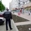 Materiale care pot ucide, aruncate de la un bloc turn pe bulevardul George Enescu