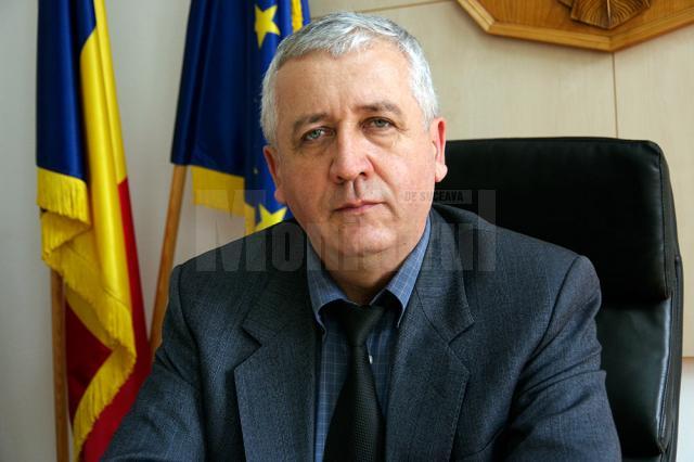 Prefectul judeţului Suceava, Constantin Harasim, a anunţat că încearcă să găsească o soluţie pentru deblocarea activităţii de urbanism din municipiul Rădăuţi