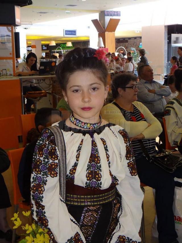 Peste 500 de copii au participat la Concursul judeţean „Tezaur Folcloric Bucovinean”