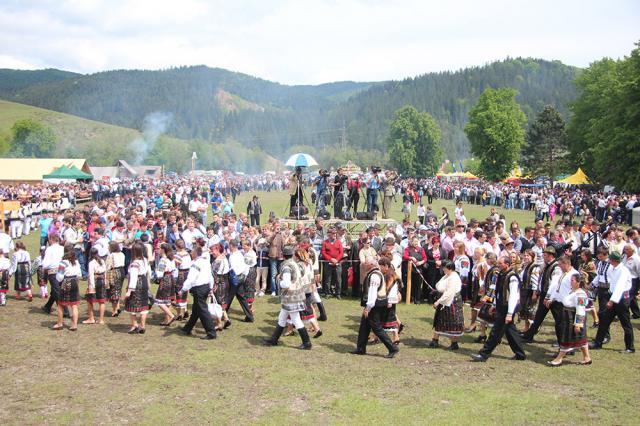 Ediţia de anul acesta a „Horei Bucovinei” va avea loc duminică, 17 mai a.c., în tabăra Bucşoaia din oraşul Frasin