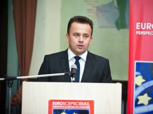 Ministrul delegat pentru Dialog Social, Liviu Pop
