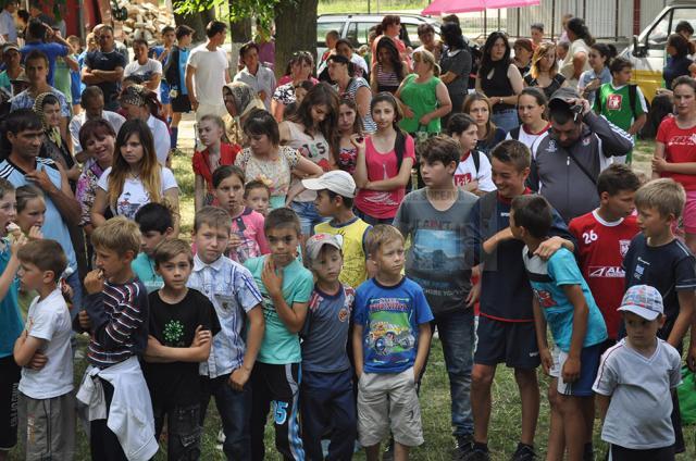 Peste 500 de copii au participat la proiectul „Astăzi e ziua mea!” de la Băneşti