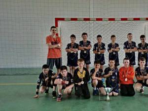 Echipa de minihandbal CSU Suceava, pregătită de profesorul Vasile Boca, a devenit vicecampioană națională