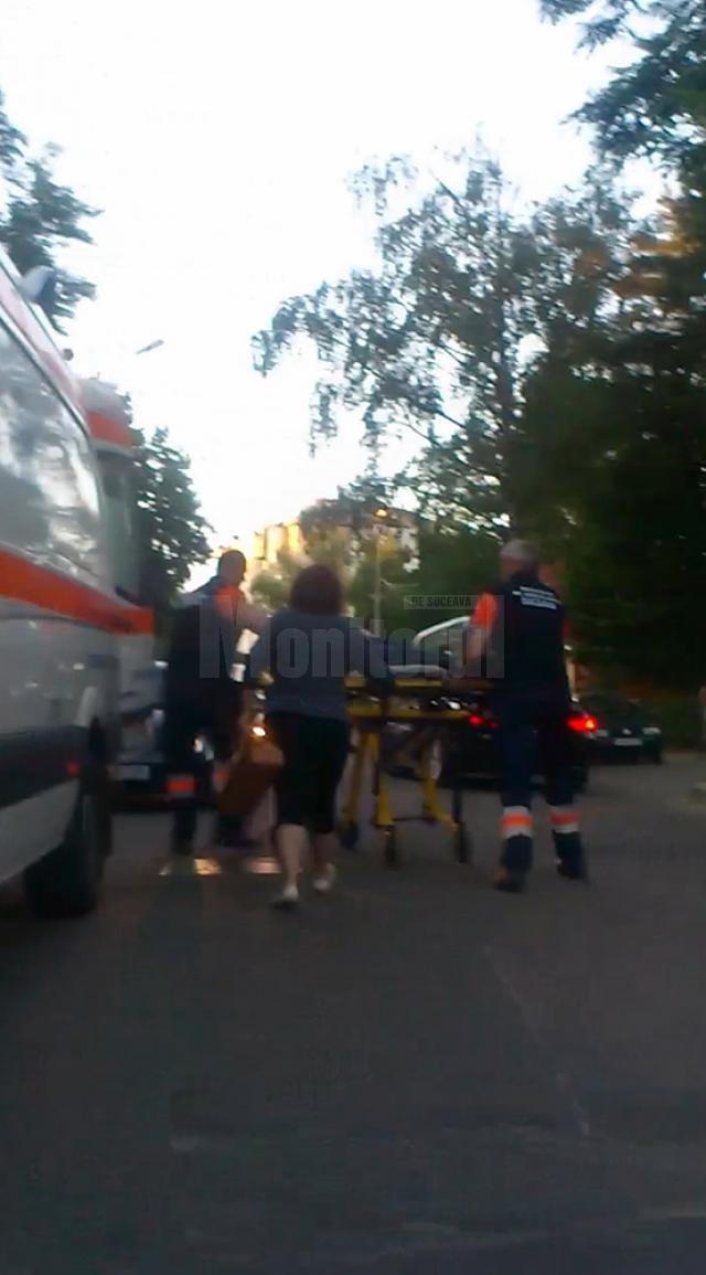 Scene de coşmar pe o stradă din Suceava, după ce un şofer a făcut infarct la volan