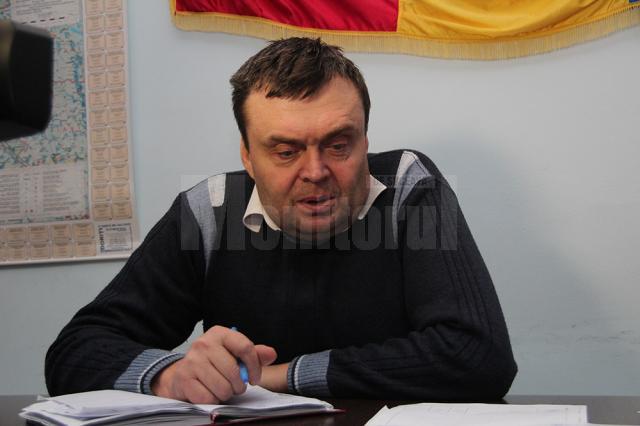 Primarul din Moldoviţa, Traian Iliesi: „Nu plătesc sub nici o formă pentru că nu vreau să pun povară pe oameni”