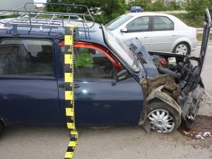 Accident cu patru răniţi, la ieşirea din Suceava spre Moara