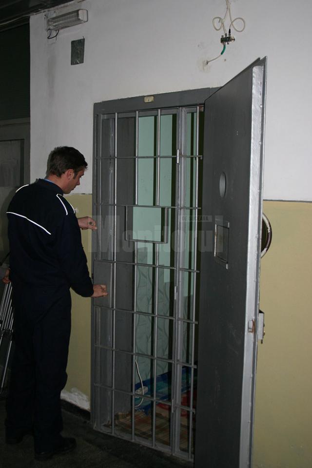 Imagini din penitenciarul Botoşanu