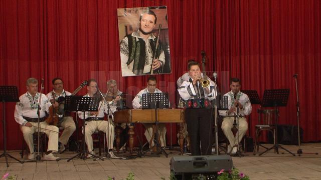 Laureaţii Festivalului-concurs interjudeţean de interpretare a folclorului muzical - instrumente aerofone - „Silvestru Lungoci”
