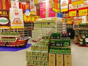 Începând de ieri până pe data de 14 iulie a.c., clienţii hipermarketului Auchan au la dispoziţie peste 300 de sortimente şi tipuri de mărci de bere din 20 de ţări