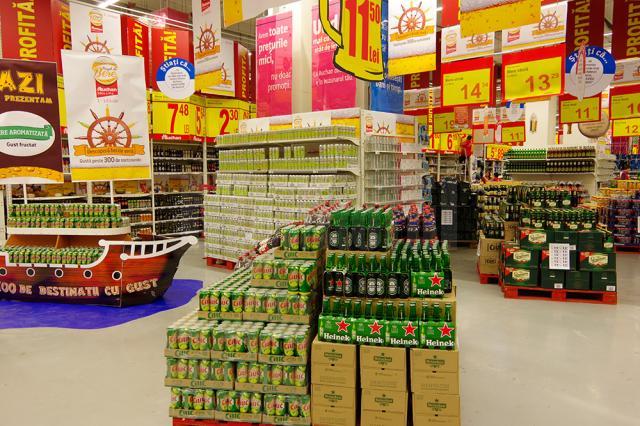 Începând de ieri până pe data de 14 iulie a.c., clienţii hipermarketului Auchan au la dispoziţie peste 300 de sortimente şi tipuri de mărci de bere din 20 de ţări