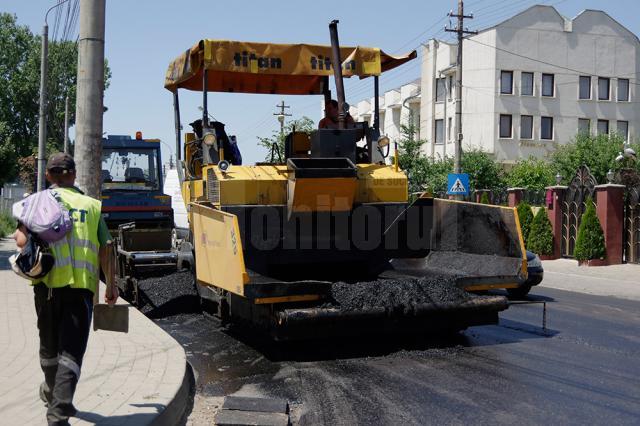 Restricţii de circulaţie în municipiul Suceava, pentru reparaţii şi asfaltări