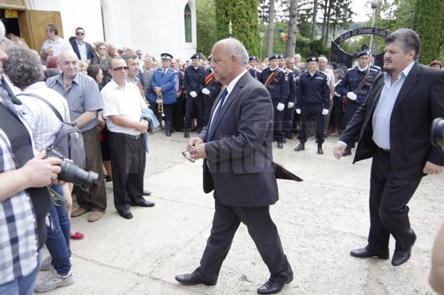 Aurel Olărean, prezent la înmormântare