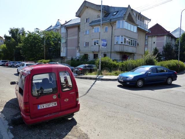 Maşina care a încurcat luni de zile traficul de pe strada Rulmentului