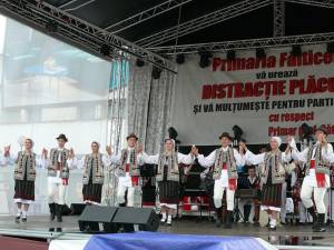 Trofeul Festivalului a revenit Ansamblului Folcloric ”Mugurelul” de la Clubul Copiilor din Dorohoi,