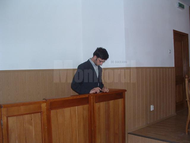 Verincianu a fost condamnat de opt ori la închisoare, pentru escrocherii, ultima oară chiar ieri de către Curtea de Apel Suceava