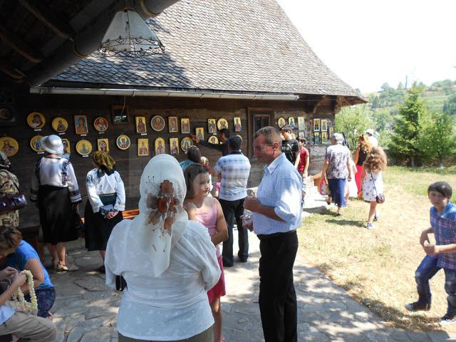 92 de copii au participat la Tabăra de creaţie „Micii iconari”, ediţia a V-a, organizată la Adâncata