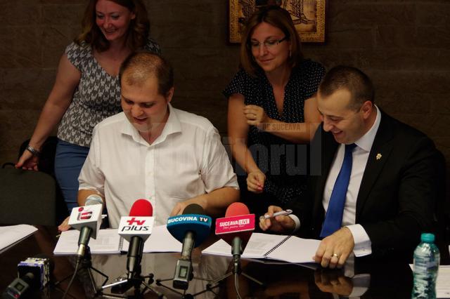 Semnarea acordului a adus Sucevei o finanţare nerambursabilă de 2 milioane de euro