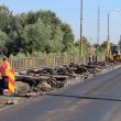 Lucrările la podul de peste râul Suceava vor mai dura cel puţin încă doua săptămâni