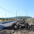 Blocarea parţială a traficului rutier pe pasajul CFR de la Iţcani, amânată până la finalizarea lucrărilor de pe podul de peste apa Sucevei