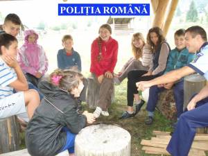 Tabere pentru copii organizate de IPJ Suceava şi Romanian Children’s Humanitarian Foundation